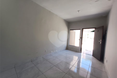 Sobrado à venda com 2 quartos em Vila Almeida, Sorocaba, SP