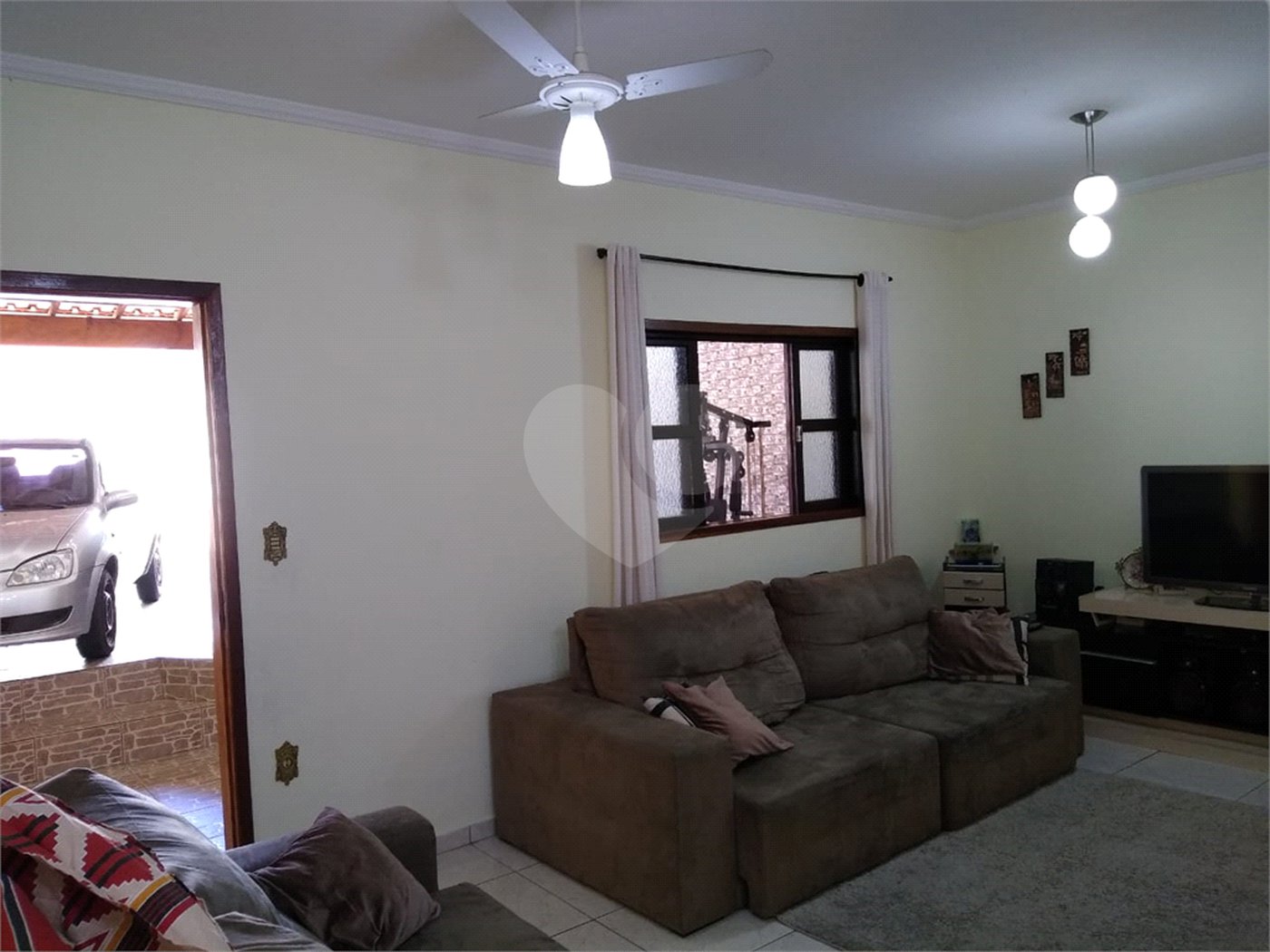 Casa à venda com 4 quartos, sendo 1 suíte,  em Jardim São Francisco, Mogi das Cruzes, SP