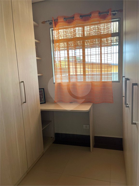 Sobrado à venda com 5 quartos em Horto, São Paulo, SP