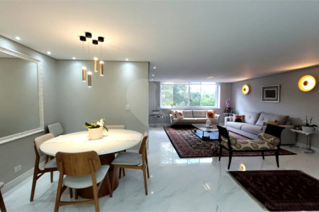 Apartamento à venda com 3 quartos, sendo 1 suíte, em Alto da Boa Vista, São Paulo, SP