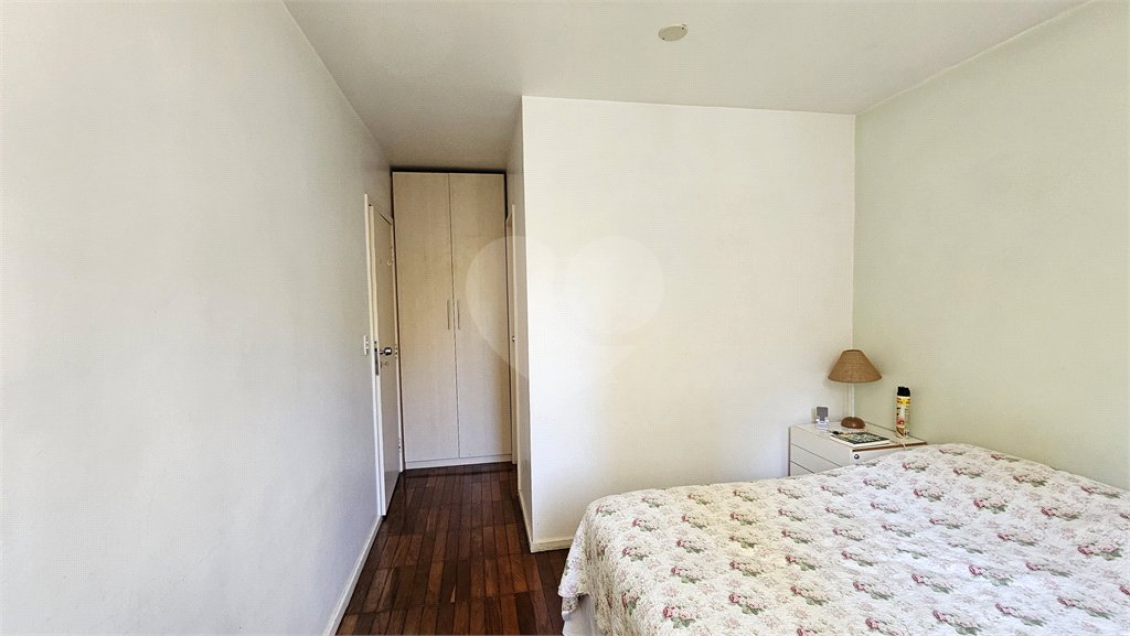 Apartamento à venda com 3 quartos, sendo 1 suíte, em Moema, São Paulo, SP
