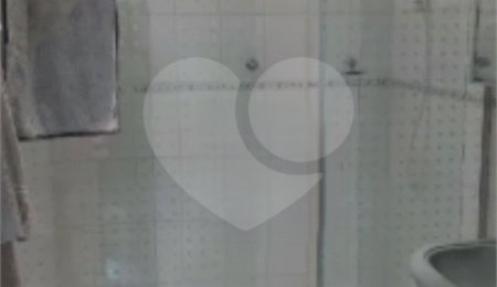 Sobrado à venda com 5 quartos, sendo 2 suítes,  em Parque São Domingos, São Paulo, SP
