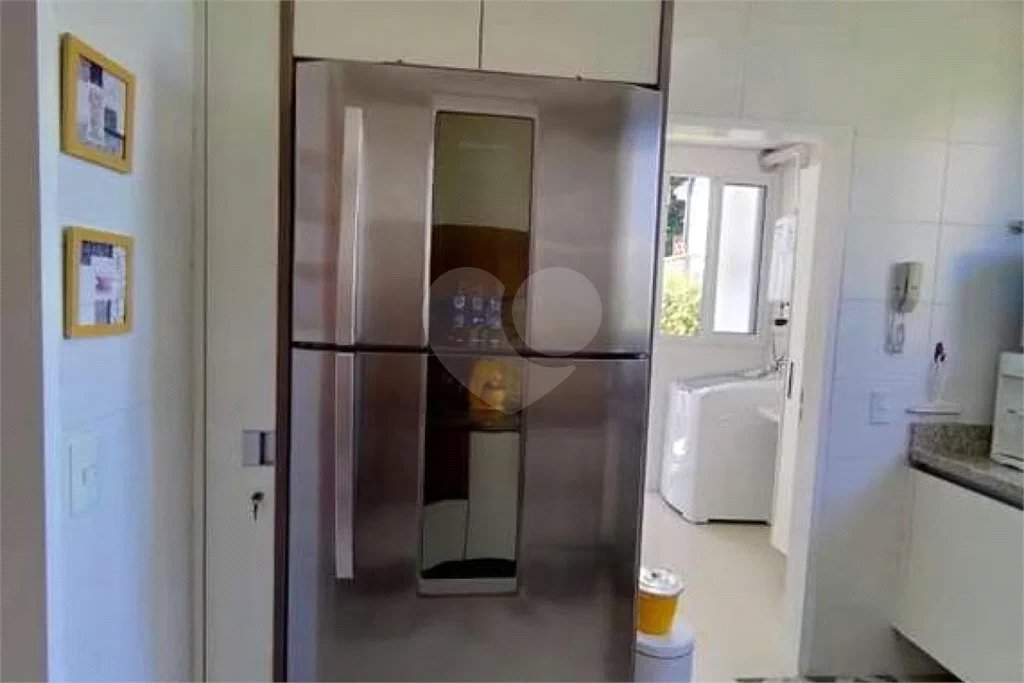Maravilhosa Casa em Condomínio com 4 Suítes na Praia de Juquehy!!!