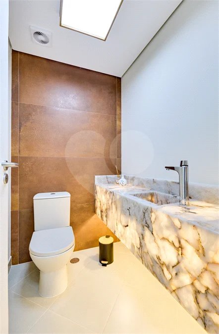 Apartamento à venda com 3 suítes em Jardim Marajoara, São Paulo, SP