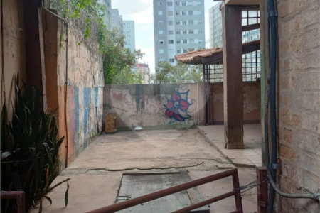 Amplo Sobrado de 330 m² no Coração do Cambuci!