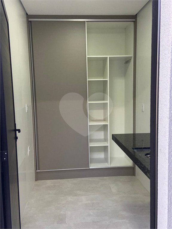 Casa à venda com 3 suítes no condomínio Residencial Maria Dulce, Indaiatuba - SP