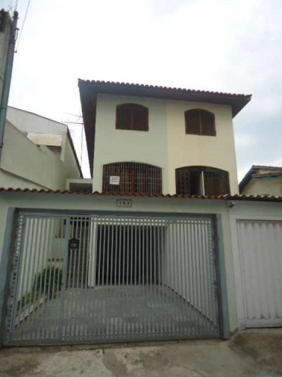 Sobrado à venda com 3 suítes em Vila Gomes, São Paulo, SP