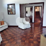Sobrado à venda com 4 quartos, sendo 1 suíte, em Tremembé, São Paulo, SP