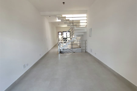 Sobrado à venda com 3 quartos, sendo 1 suíte, em Santa Teresinha, São Paulo, SP