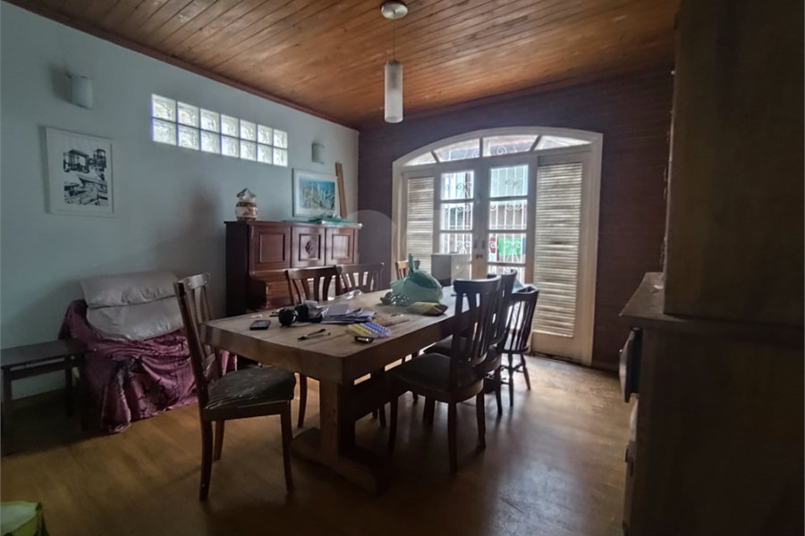 Sobrado à venda com 4 quartos, sendo 2 suítes,  em Tremembé, São Paulo, SP