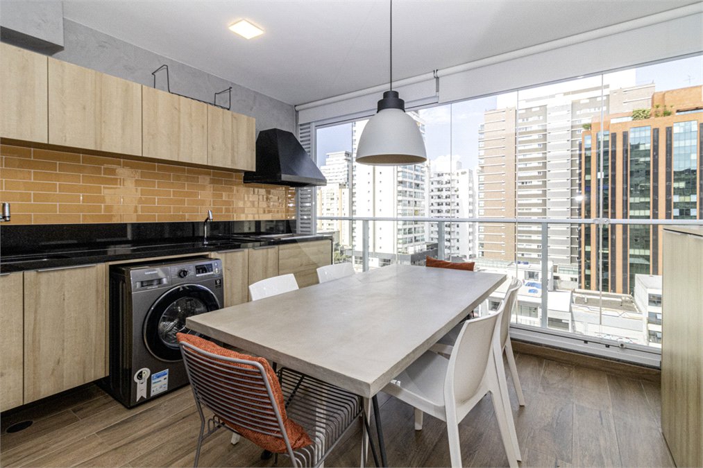 Apartamento para alugar com 1 suíte em Indianópolis, São Paulo, SP
