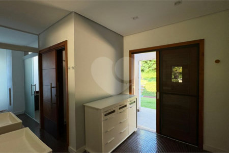 Casa à venda com 3 suítes no condomínio Vivendas do Lago, Sorocaba - SP