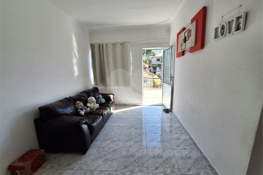 Sobrado à venda com 8 quartos em Penha, São Paulo, SP