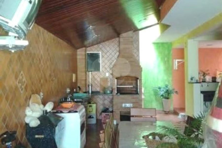 Casa à venda com 4 quartos, sendo 1 suíte, em Wanel Ville, Sorocaba, SP