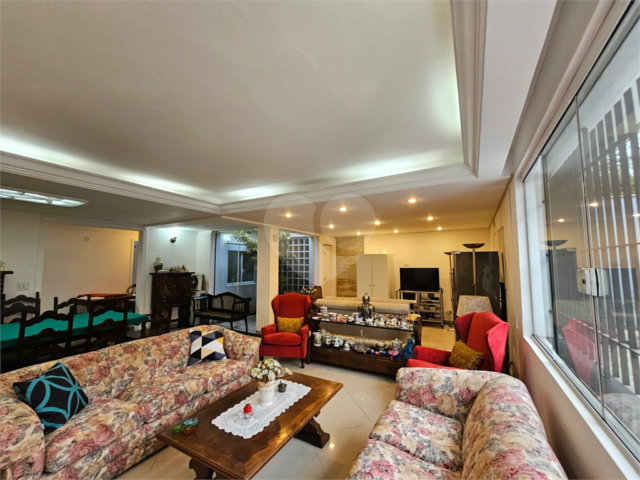 Casa Térrea à venda com 3 suítes em Alto da Boa Vista, São Paulo, SP