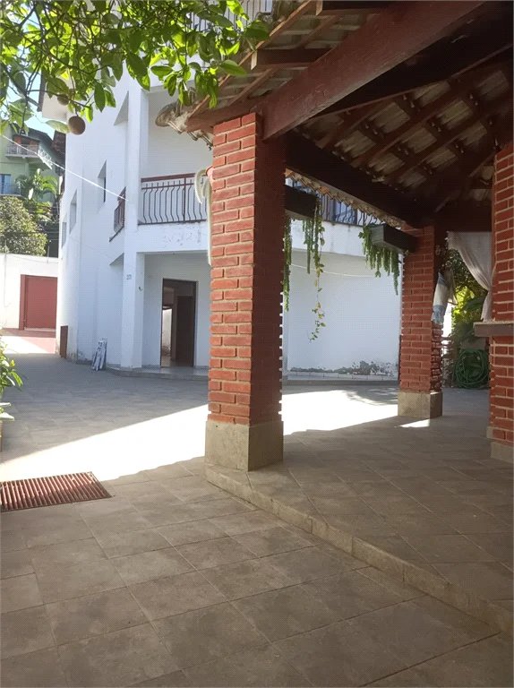 Sobrado à venda com 5 quartos, sendo 4 suítes,  em Rolinópolis, São Paulo, SP