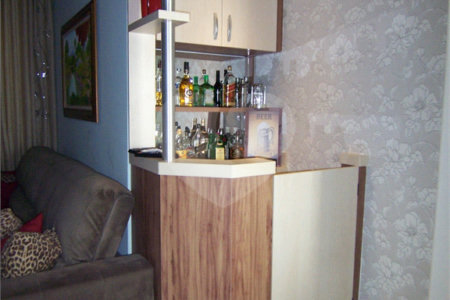 Casa à venda com 3 suítes no condomínio Residencial Recanto dos Paturis, Vinhedo - SP