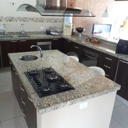 Casa à venda com 3 suítes no condomínio Haras São Luiz, Salto - SP
