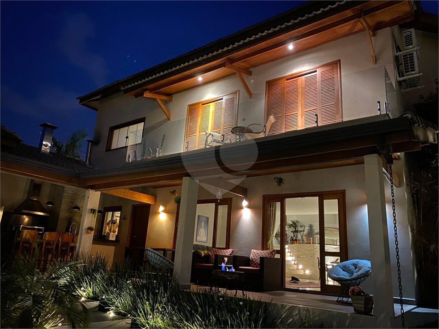 Casa à venda com 5 suítes no condomínio Village Ipanema 1, Araçoiaba da Serra - SP
