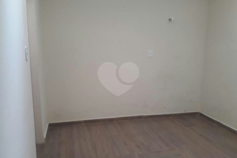 Casa à venda com 4 quartos, sendo 2 suítes, em Santana, São Paulo, SP