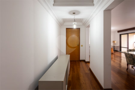 Apartamento à venda com 4 quartos, sendo 3 suítes,  em Jardim Monte Kemel, São Paulo, SP