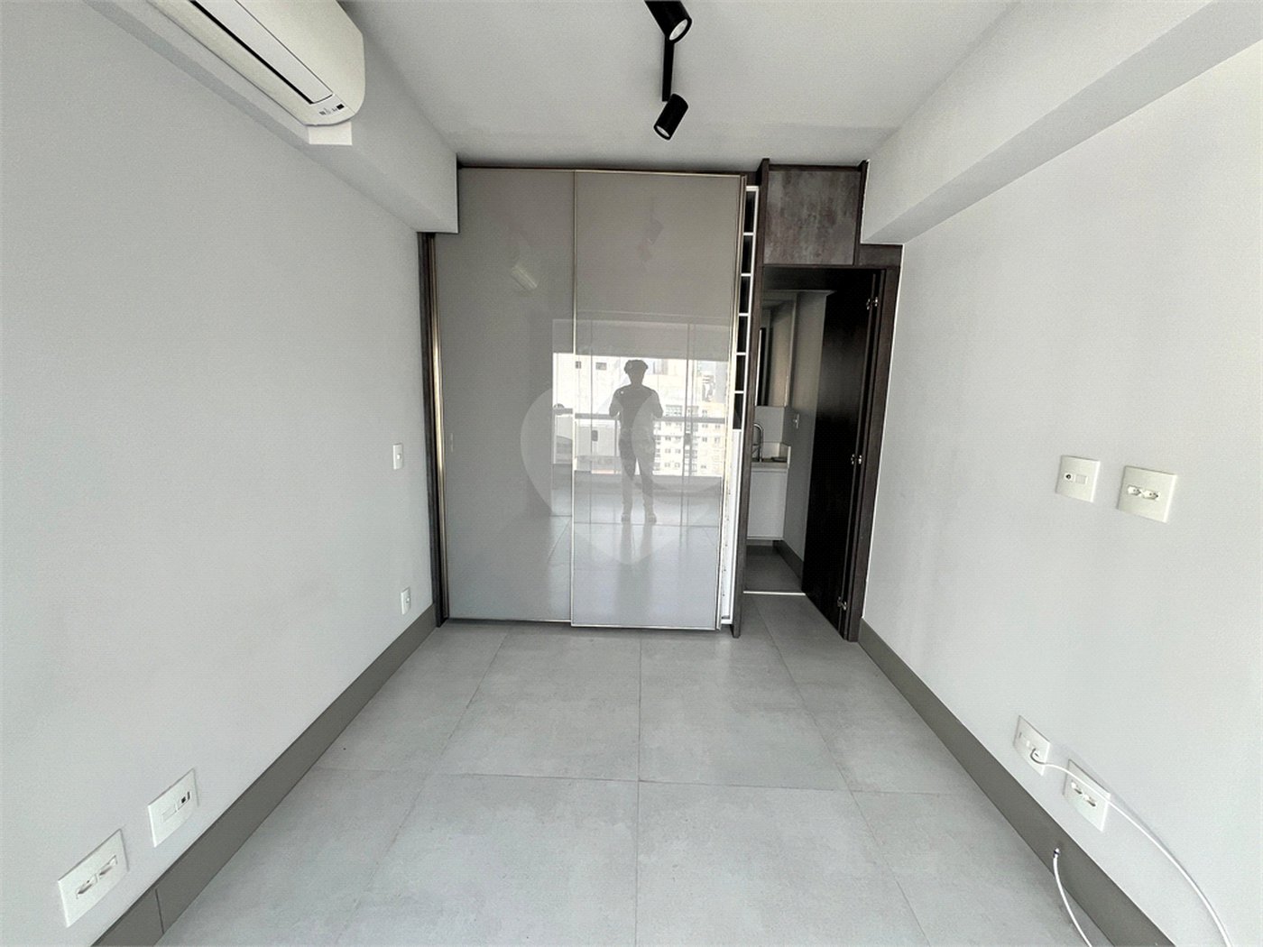 Apartamento à venda com 2 suítes em Indianópolis, São Paulo, SP