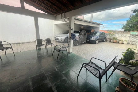 Casa à venda com 3 quartos, sendo 1 suíte, em Jardim Maria Antônia Prado, Sorocaba, SP
