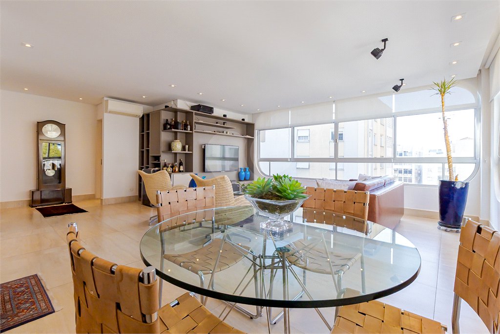 Apartamento à venda com 2 suítes em Itaim Bibi, São Paulo, SP
