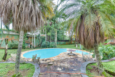 Casa à venda com 5 suítes no condomínio Chácara Flora, São Paulo - SP