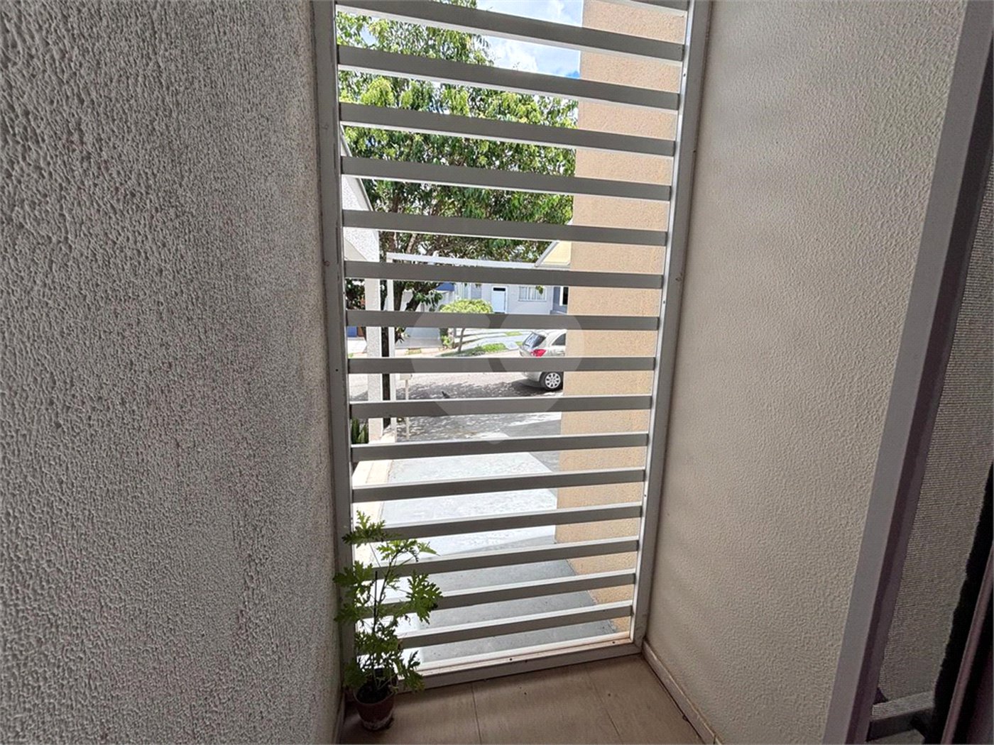 Condomínio à venda com 3 quartos, sendo 1 suíte,  em Loteamento Dinorá Rosa, Sorocaba, SP