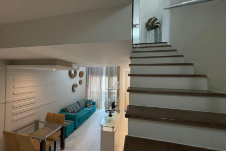 Apartamento com 2 dormitórios à venda, 78 m² por R$ 640.000,00 - Gonzaga - Santos/SP