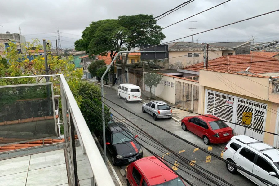 Terreno 10X25 com casas alugadas Vila Rica