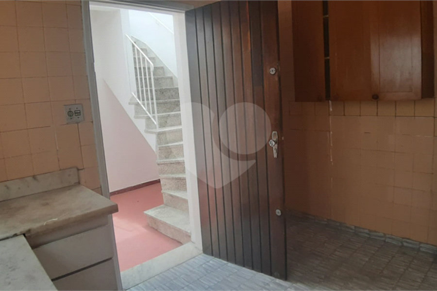 Sobrado à venda com 2 quartos em Santana, São Paulo, SP