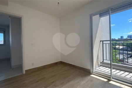 Apartamento à venda com 3 suítes em Santo Amaro, São Paulo, SP