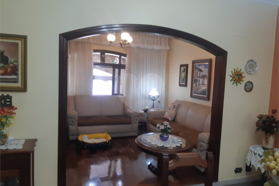 Sobrado à venda com 3 quartos em Santana, São Paulo, SP