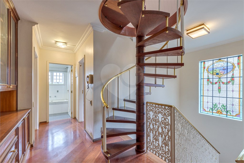 Casa à venda com 4 quartos, sendo 2 suítes, em Jardim Luzitânia, São Paulo, SP