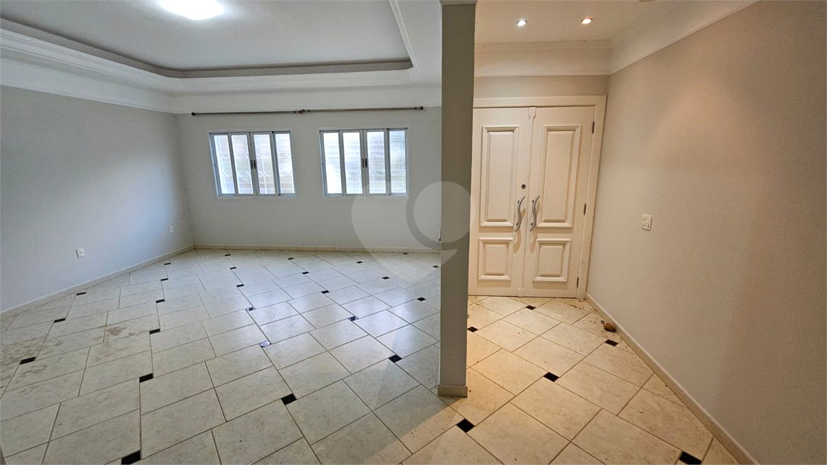 Casa para alugar com 4 quartos, sendo 2 suítes, no condomínio Portal de Itaici, Indaiatuba - SP