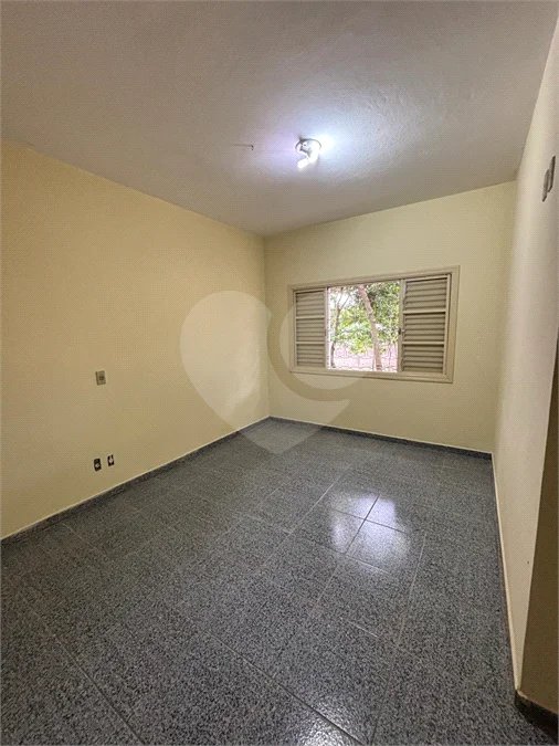 Chácara à venda com 3 quartos, sendo 1 suíte, em Bosque, Vinhedo, SP
