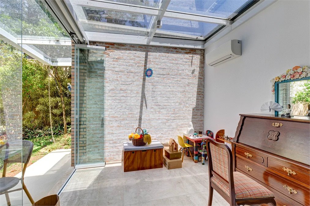 Casa à venda com 3 suítes no condomínio Villa Splendore, São Paulo - SP