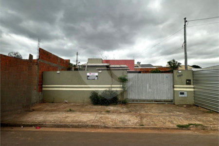 Casa à venda com 2 quartos em Residencial Ponta Porã I, Ponta Porã, MS