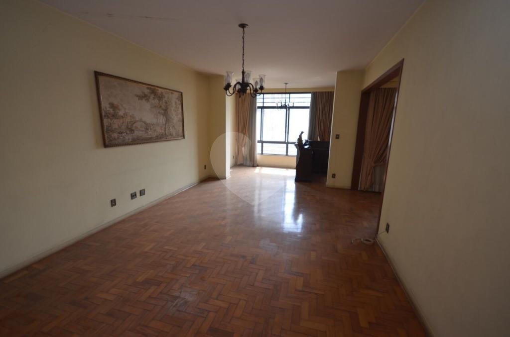 Apartamento à venda com 3 quartos, sendo 2 suítes, em República, São Paulo, SP