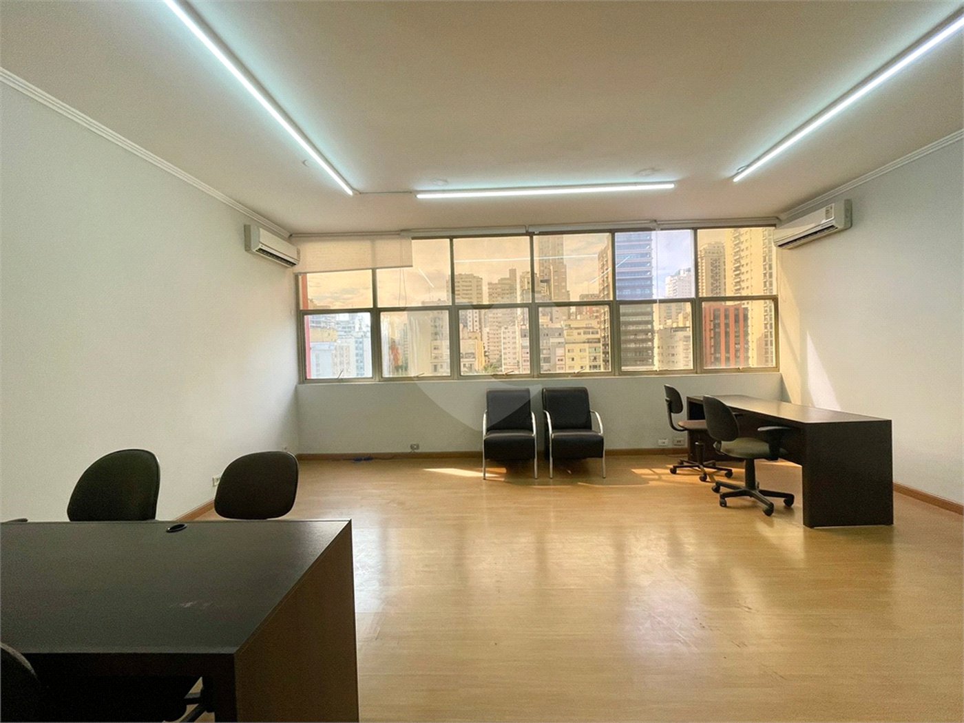 Sala à venda em Pacaembu, São Paulo, SP