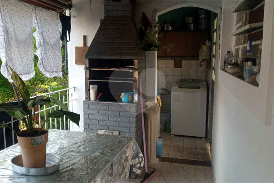 Casa à venda com 5 quartos, sendo 1 suíte, no Centro, Mairiporã, SP