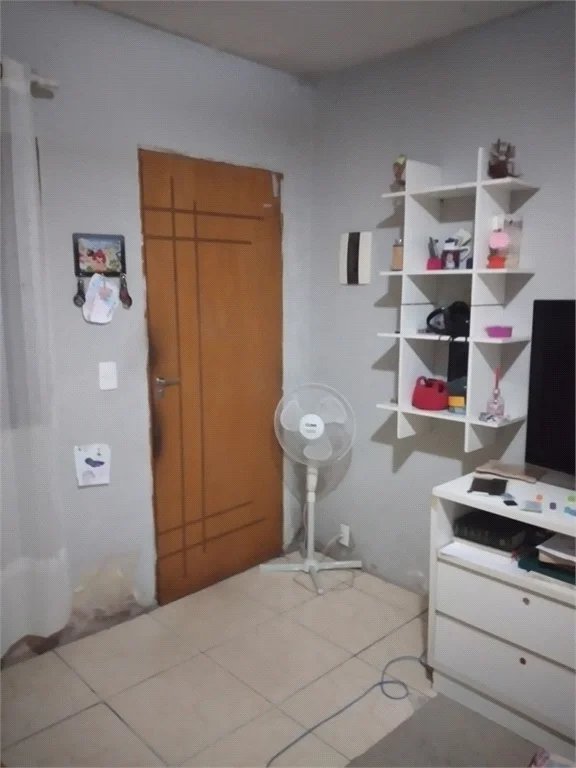 Casa à venda com 4 quartos, sendo 1 suíte, em Jardim das Palmas, São Paulo, SP