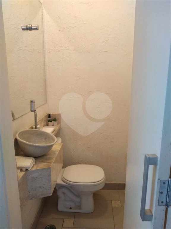 Casa em condomínio à venda com 3 quartos, sendo 1 suíte,  em Jardim Caboré, São Paulo, SP