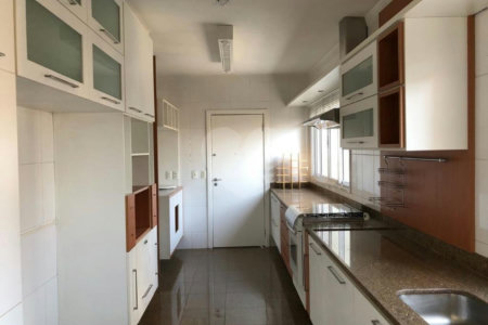 Apartamento à venda com 3 suítes em Vila Suzana, São Paulo, SP