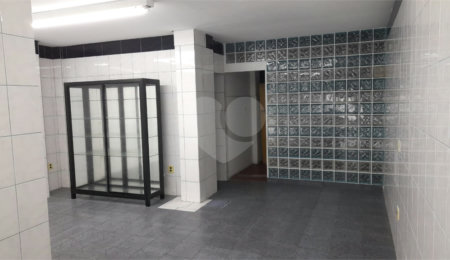 Loja à venda ou para alugar em Santana, São Paulo, SP