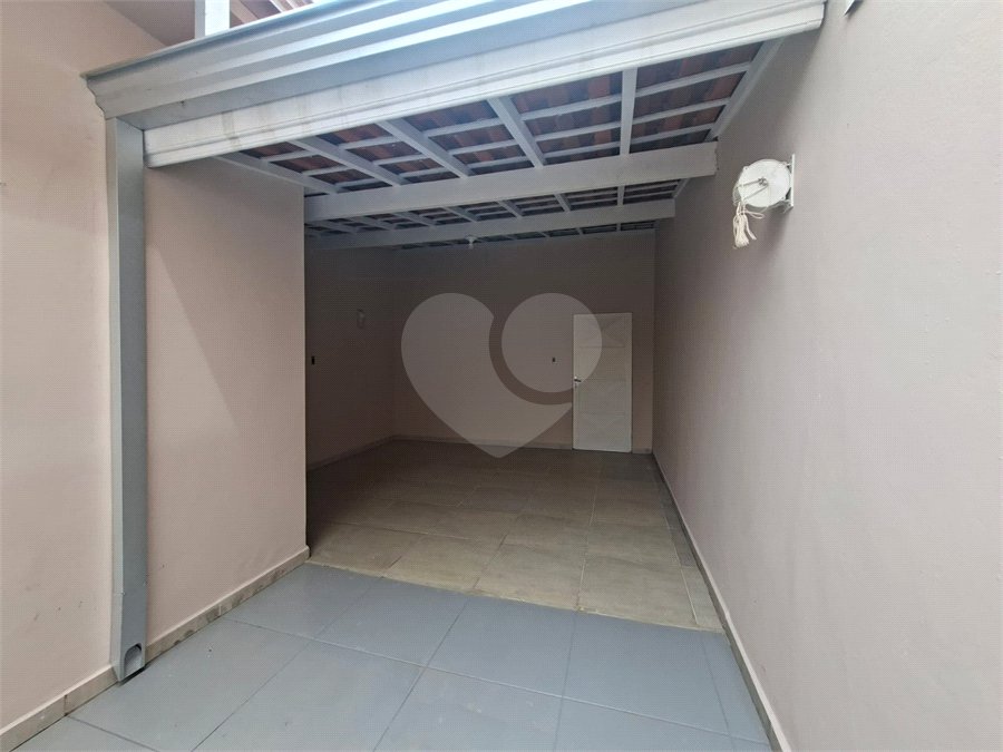 Casa à venda ou para alugar com 3 quartos, sendo 1 suíte, em Vila Aparecida, Itapetininga, SP