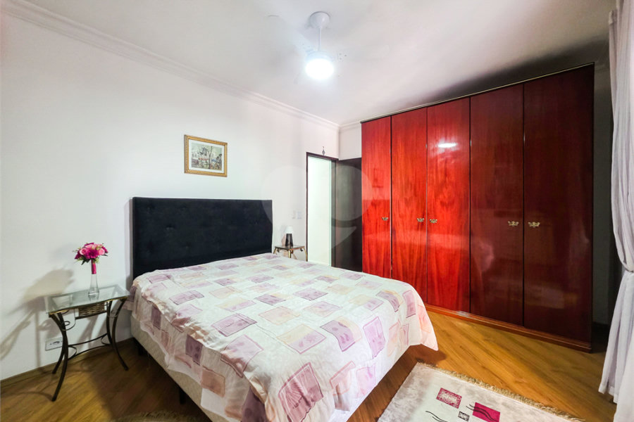 Casa à venda com 4 quartos, sendo 1 suíte, em Sapopemba, São Paulo, SP