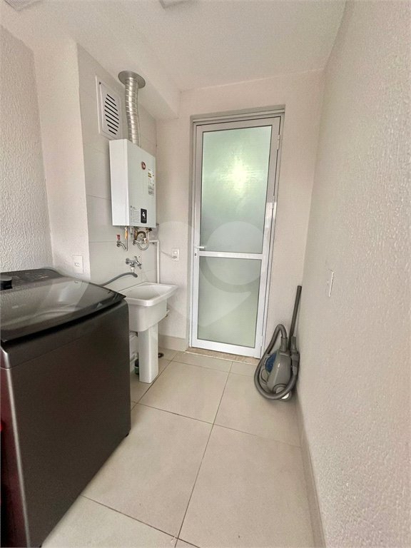 Apartamento à venda com 3 quartos, sendo 1 suíte,  em Vila Andrade, São Paulo, SP